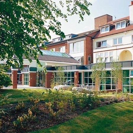Regency Park Hotel, Health Club & Spa Thatcham Exteriör bild