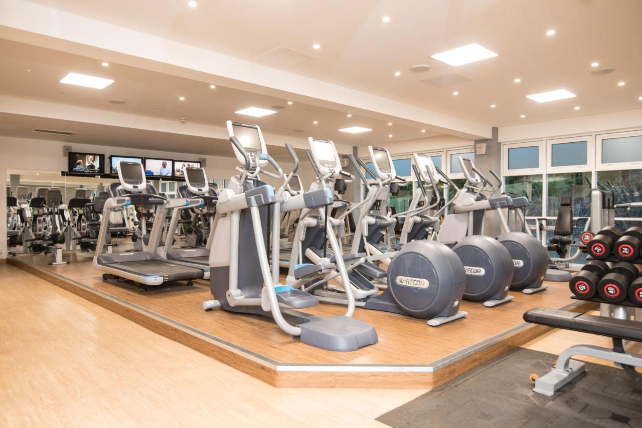 Regency Park Hotel, Health Club & Spa Thatcham Exteriör bild